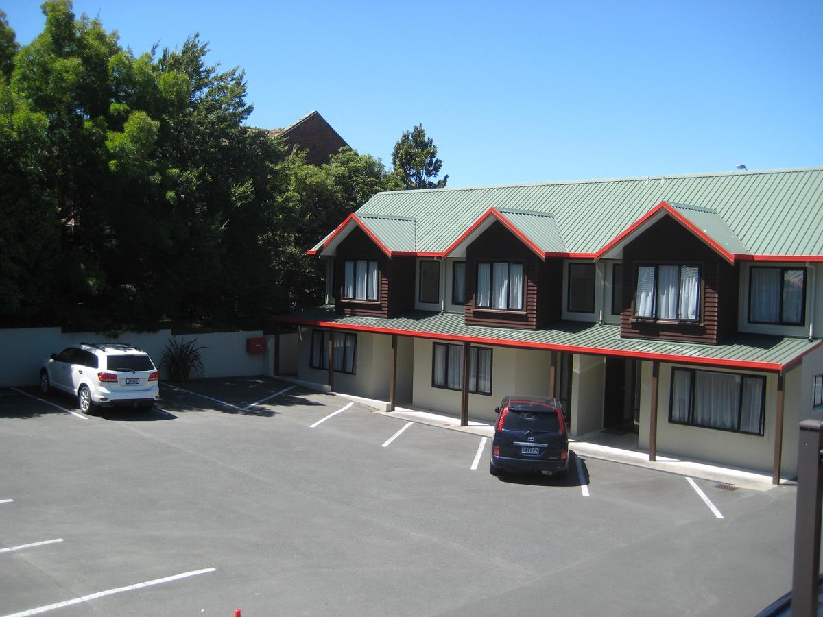 755 Regal Court Motel Dunedin Bagian luar foto
